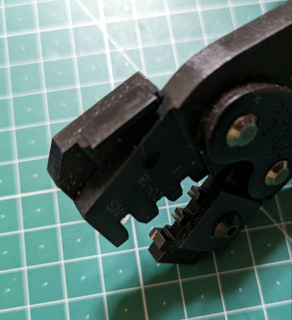 TE Connectivity (AMP)精密圧着機器　　型番　755223−1