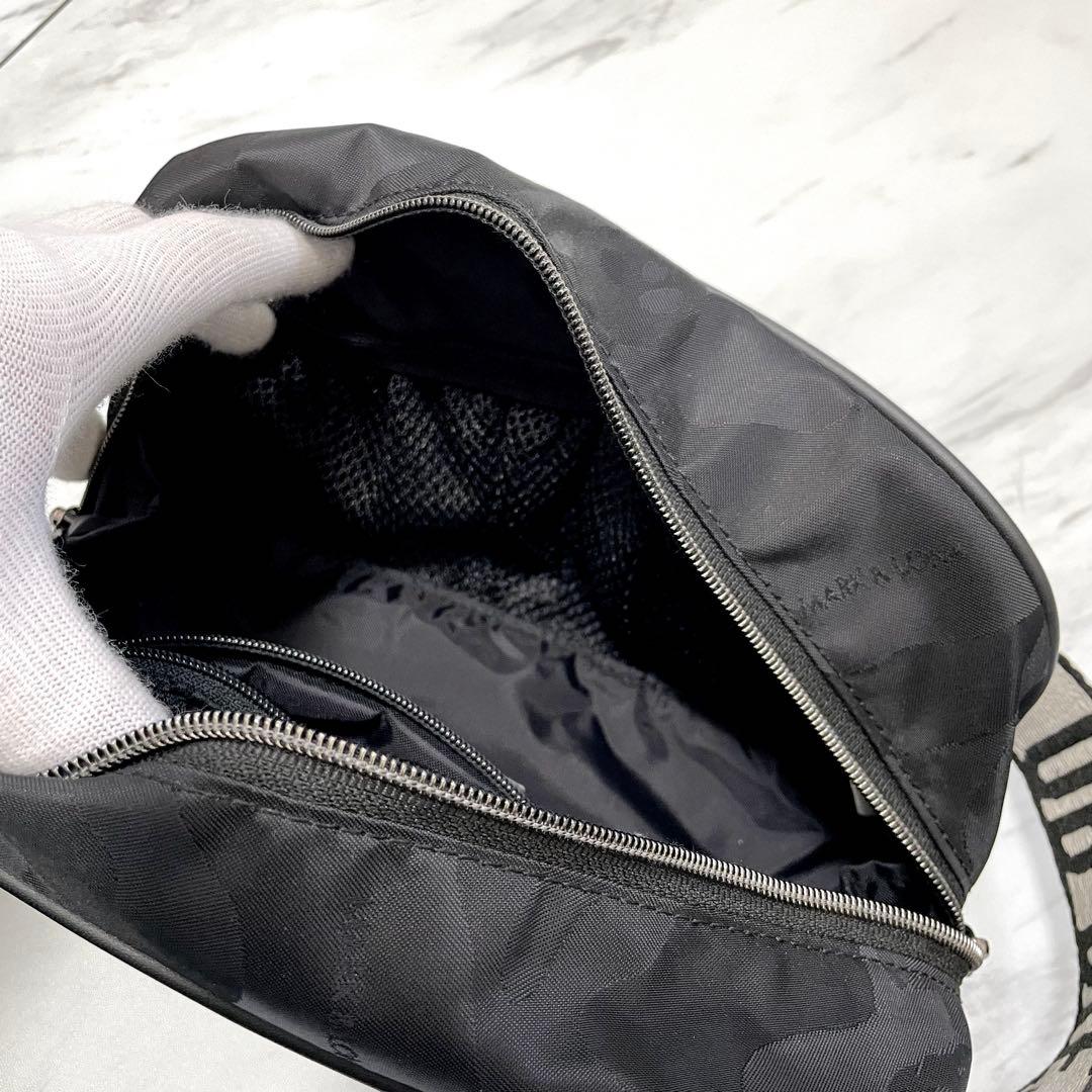 極美品⭐️マークアンドロナ カートバッグ ポーチ スカルプレート カモフラ 黒