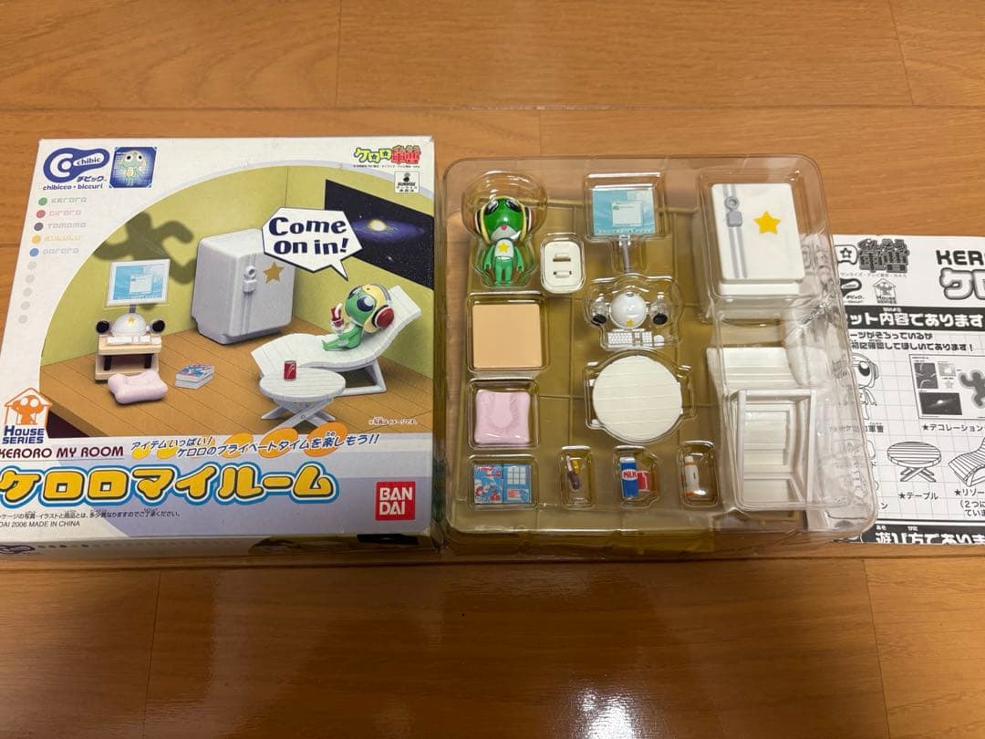 最終値下げ！ケロロ軍曹　Chibic ケロロマイルーム、フライングボードセット