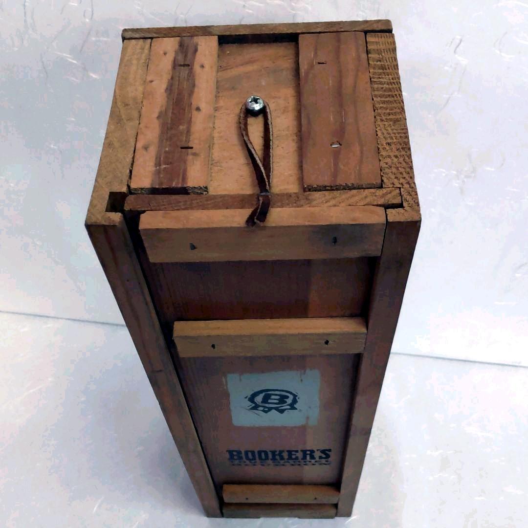 ブッカーズ   木箱入り