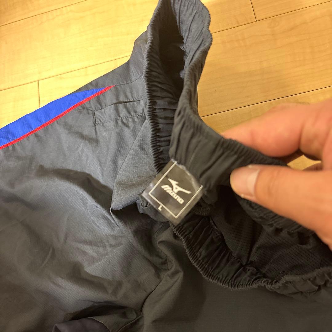 サントリーサンバーズ移動用ハーフパンツ