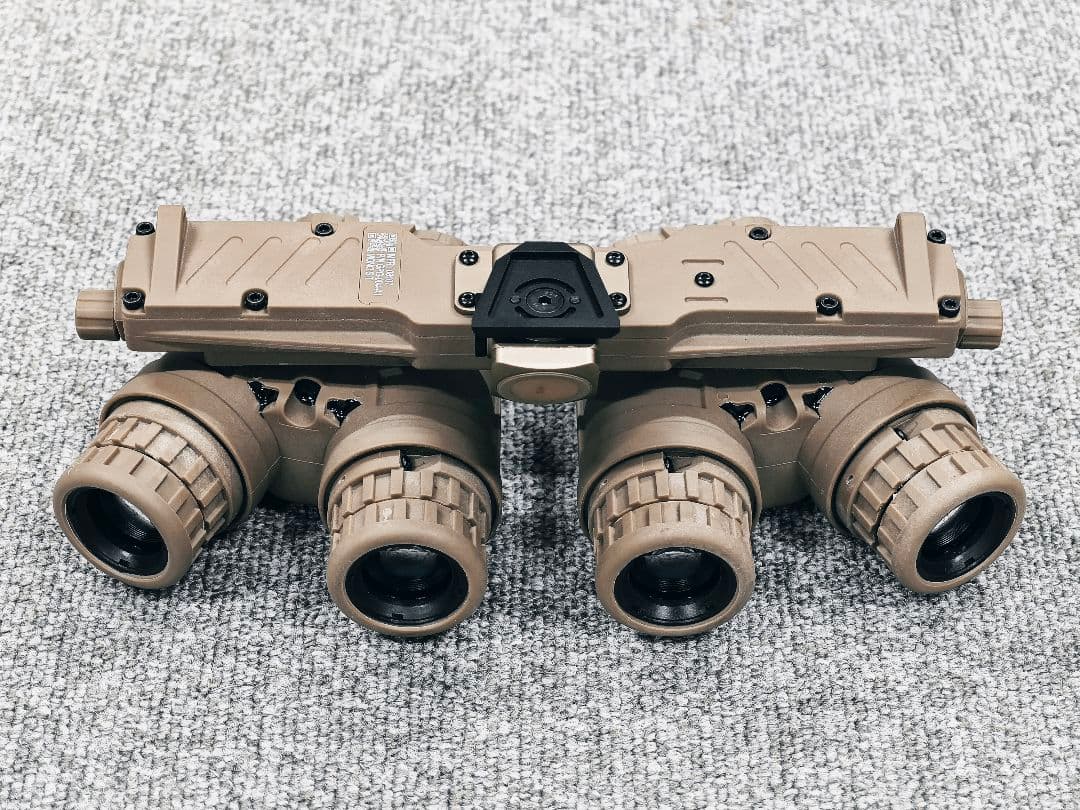 「4カメラ搭載」GPNVG-18 四目デジタルナイトビジョン