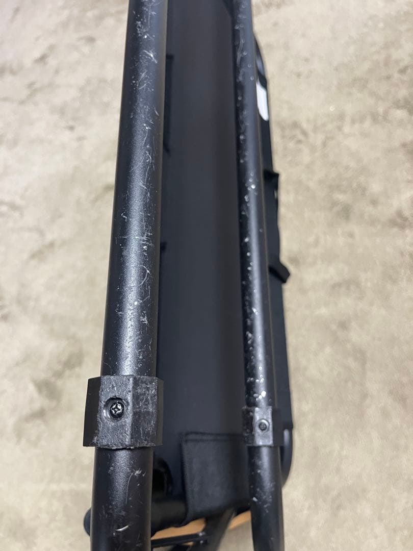 DODブラック 折りたたみアウトドアベンチ