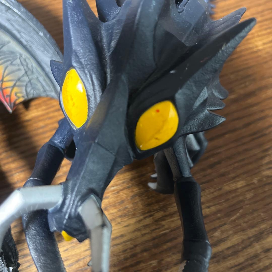 怪獣フィギュア3体セット