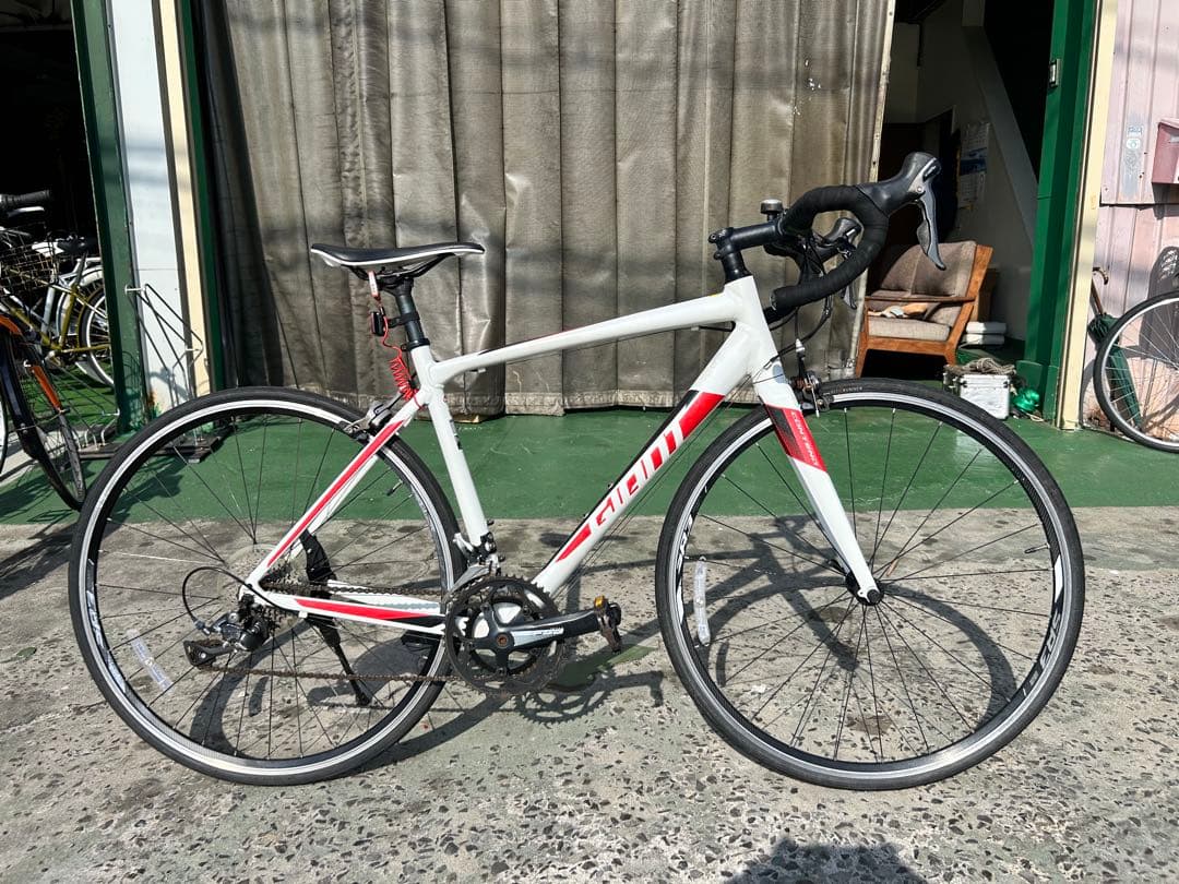 No.556 GIANT CONTEND 2 ロードバイク整備済み16速