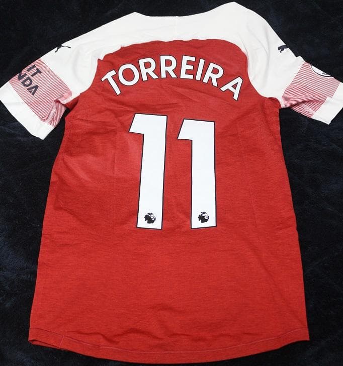 【送料無料】 アーセナル　トレイラ 2018-19 オーセンティック(M)