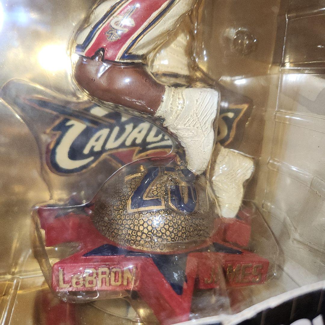 激レア【BIGサイズ】レブロン・ジェームズ フィギュア 限定版　ボブルヘッド