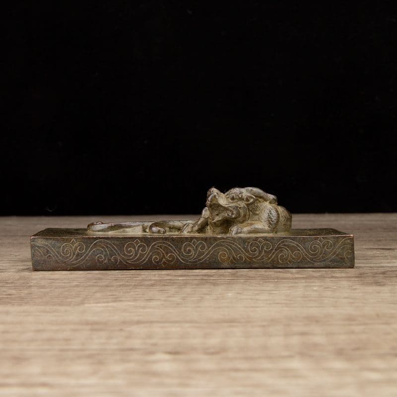銅製 瑞獣双竜鎮尺 圧紙 文房四宝 書道具 装飾品 工芸品 置物
