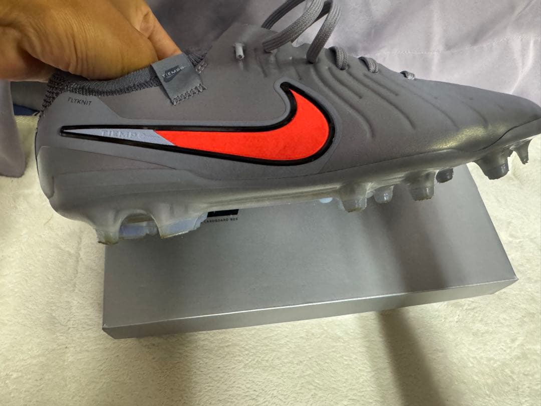 NIKEティエンポサッカーシューズ グレー/オレンジ