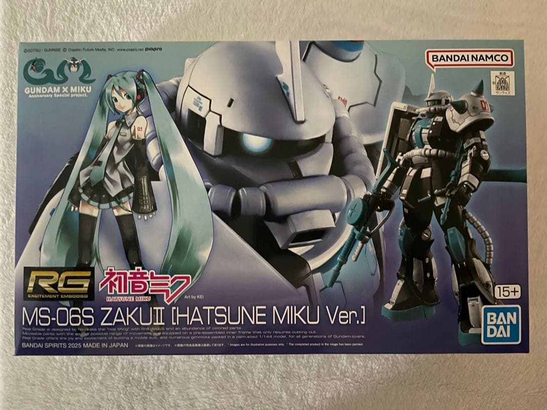 RG 1/144 MS-06S ザクII [初音ミク Ver.] 新品　ミクザク