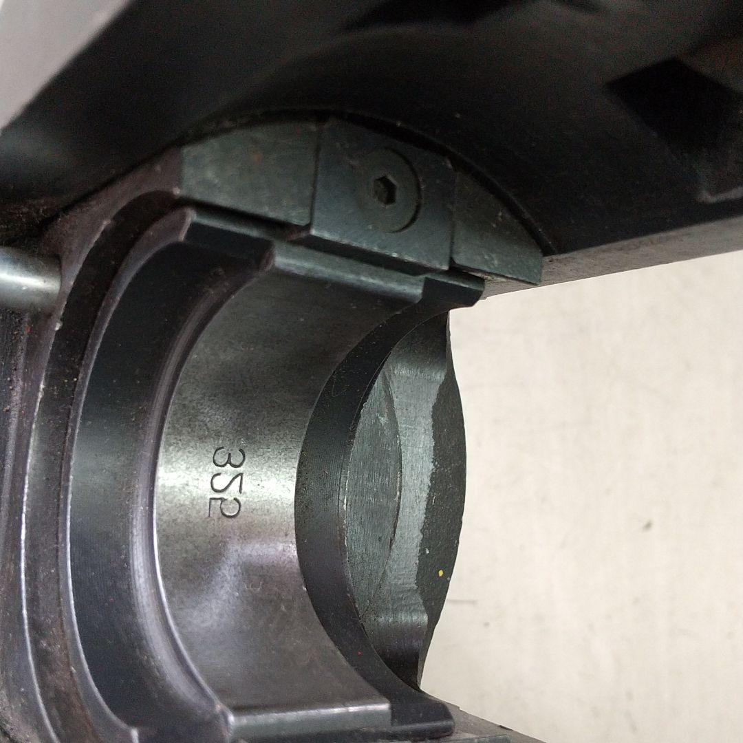 油圧式圧着工具