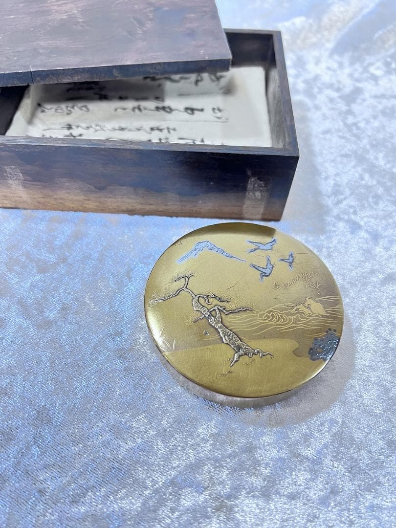 金蒔絵山水紋香箱　江戸期　合せ箱　金銀　富士山　高蒔絵 山と鳥のデザイン