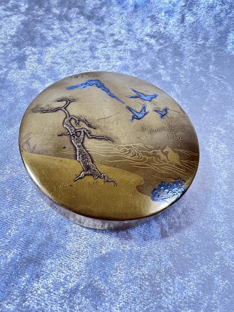 金蒔絵山水紋香箱　江戸期　合せ箱　金銀　富士山　高蒔絵 山と鳥のデザイン