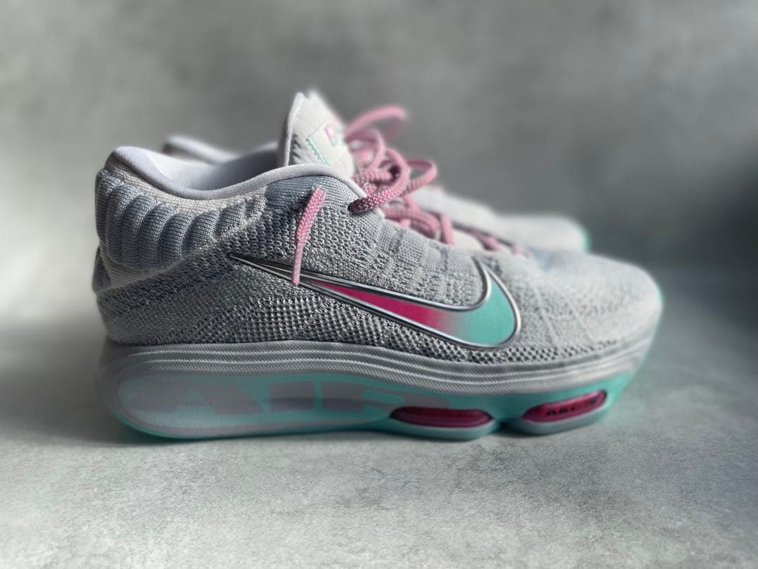 Nike G.T. ハッスル 3 バスケットボールシューズ