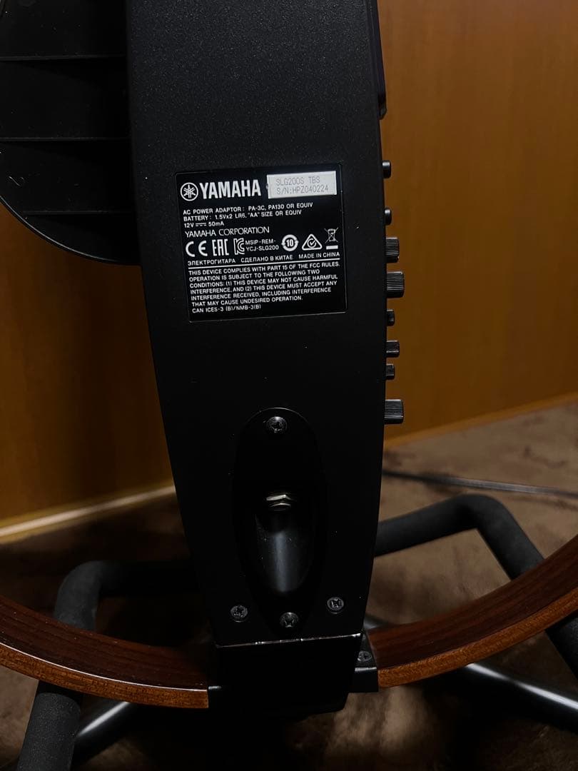 YAMAHA SLG200S TBS　サイレントギター 専用ソフトケース付き