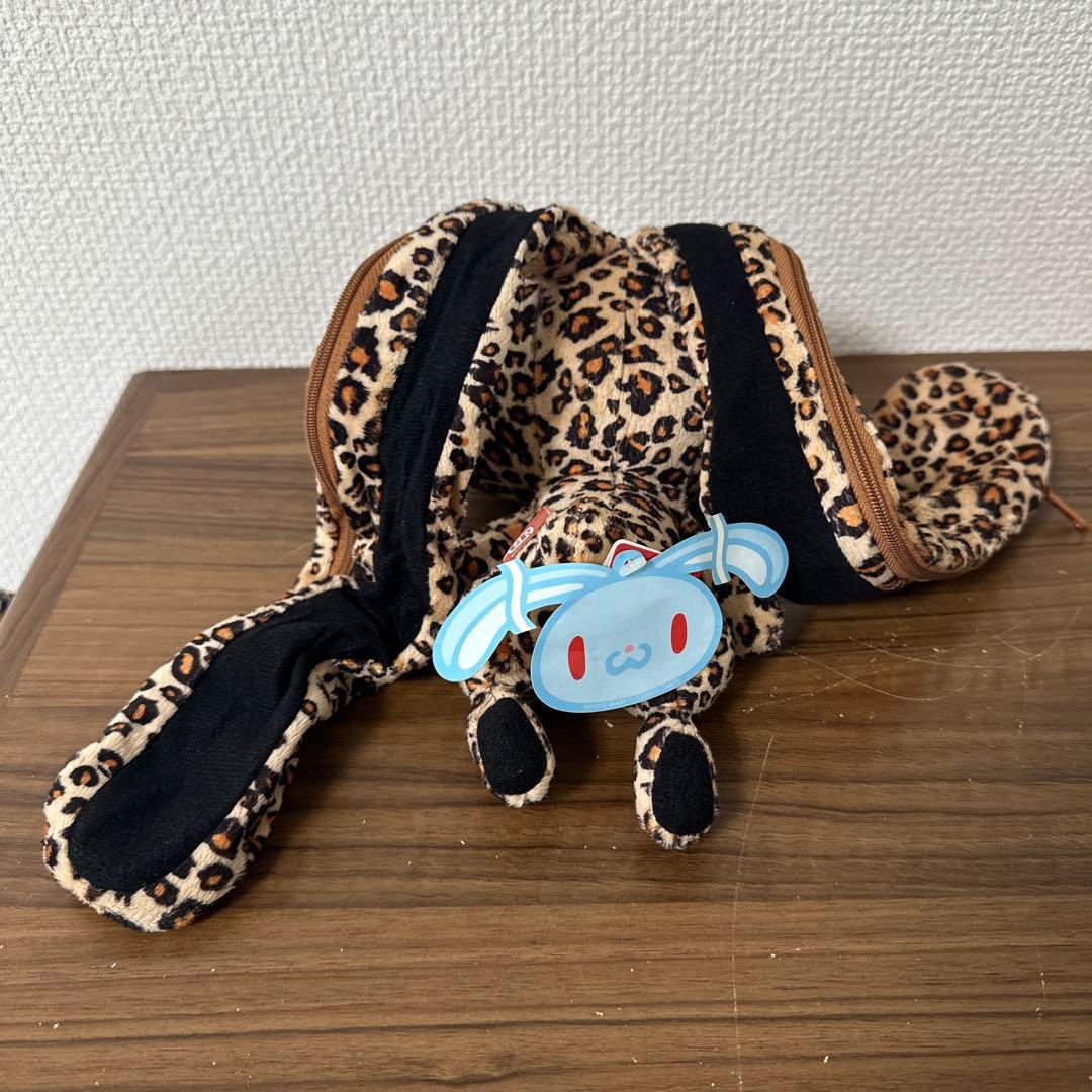 【希少】　チャックスGP　Re:汎用うさぎ　デュアルペンポーチ 汎用アニマル