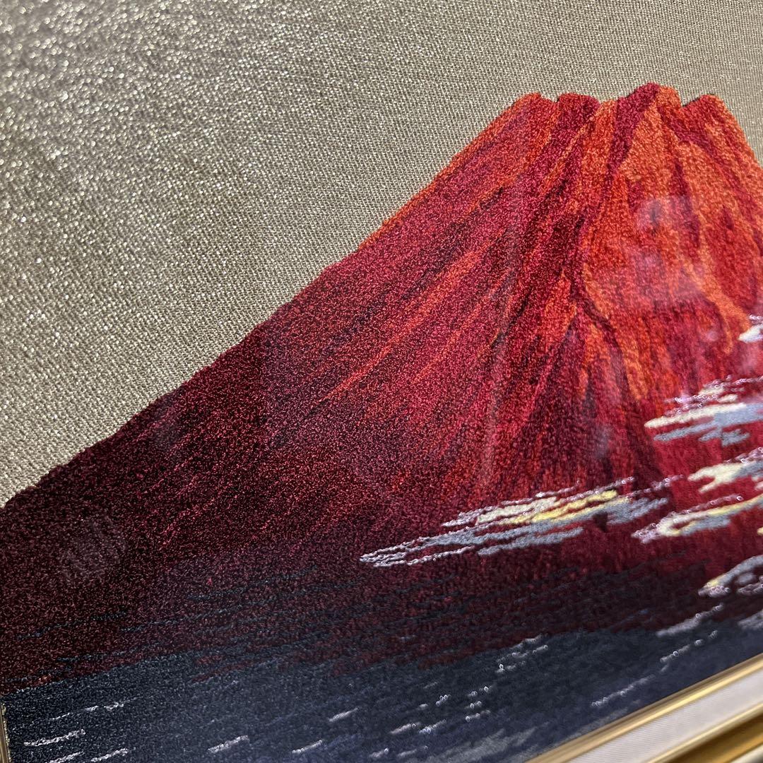 縁起物！ 赤富士 刺繍絵 額縁 F6号 ゴールド アンティー ク 送料無料