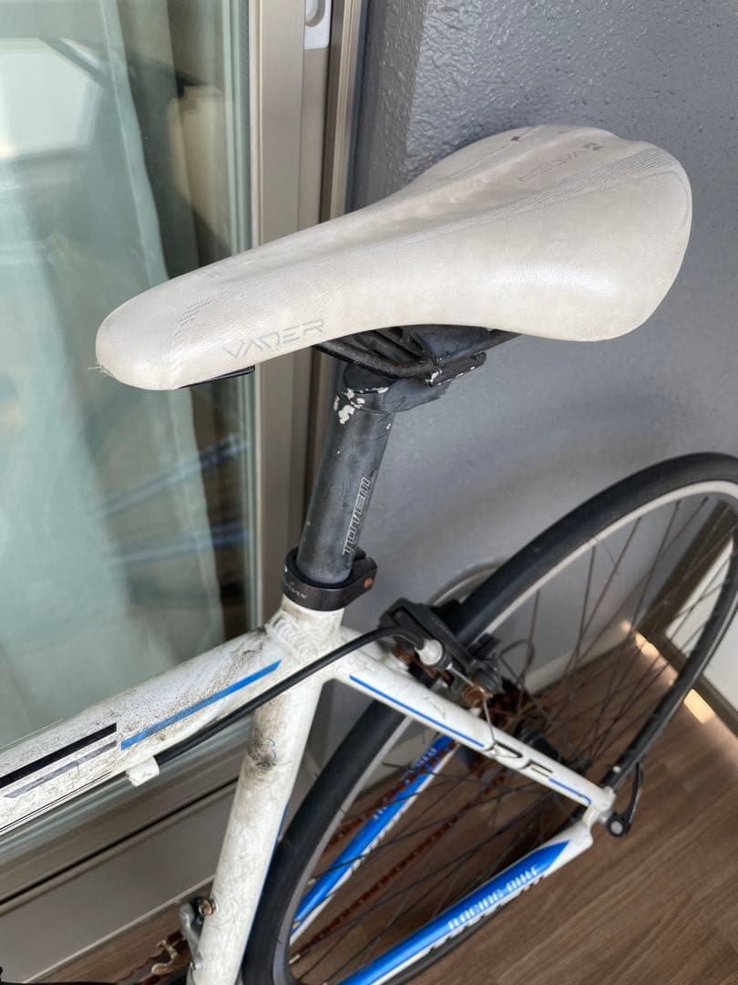 ホワイト アルミフレーム ロードバイク