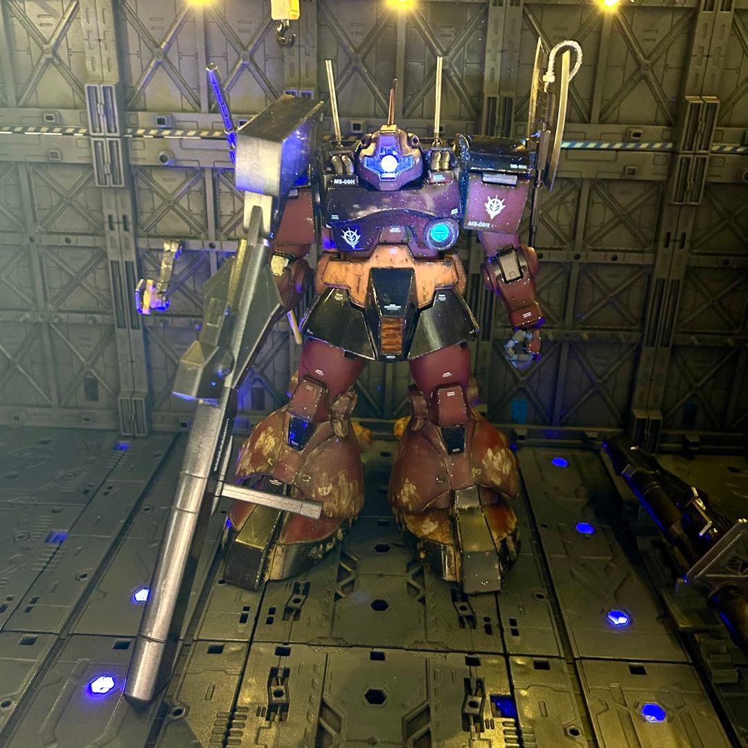 ガンプラ 【塗装済み完成品】MG 1/100 ドワッジ改 デザート・ロンメル機