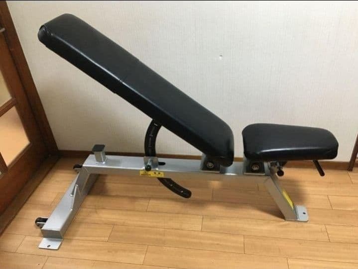 Think Fitness ベンチ　アジャスタブルベンチ