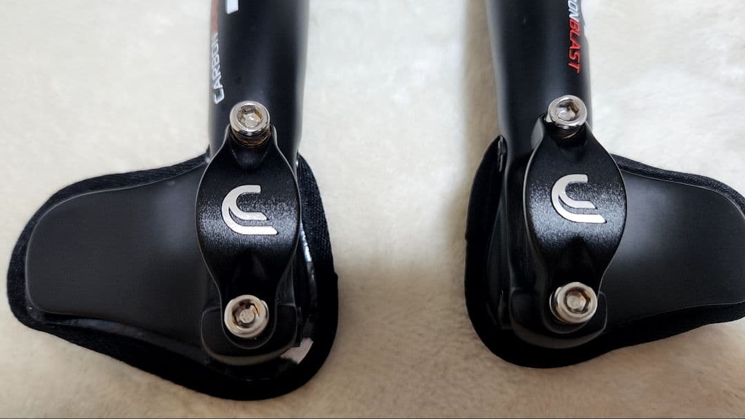 CARBONBLAST エルゴノミックハンドル ブラック