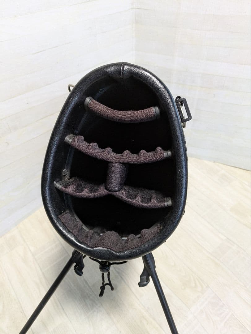 OAKLEY スタンド式キャディバック　オークリー　ブラックゴルフバッグ