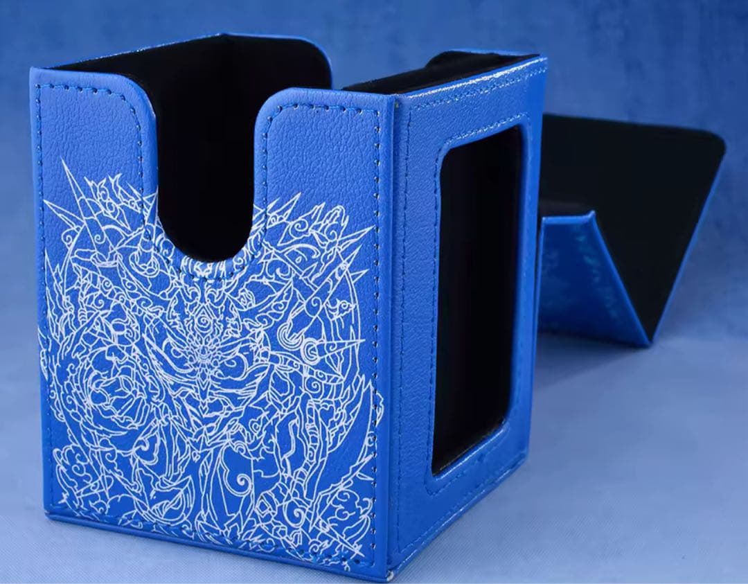 遊戯王　ディスプレイ付き　デッキケース　ラーの翼神龍　オシリス　オベリスク