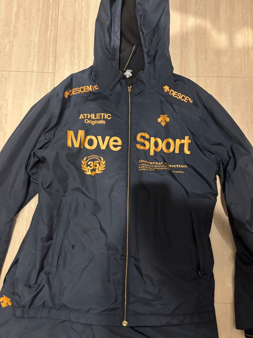 Move Sports DESCENTE ウインドブレーカー上下