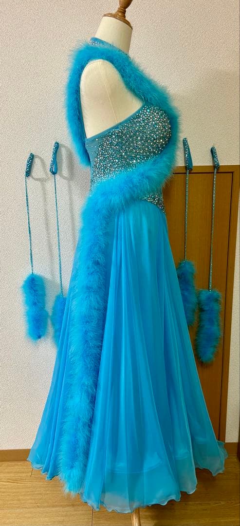 競技会 社交ダンス 水色フェザー スタンダードドレス ダンス