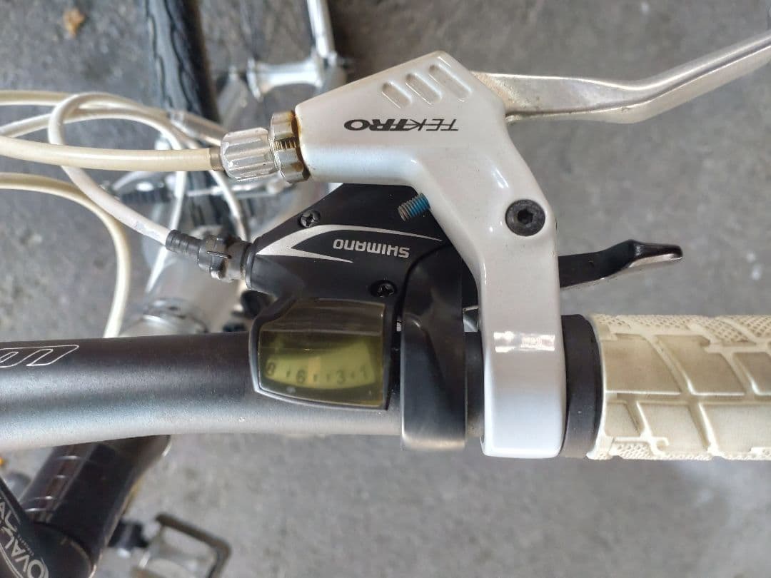 埼玉 直接 手渡し ルイガノ 自転車 クロスバイク 変速 シマノ 8段 3段