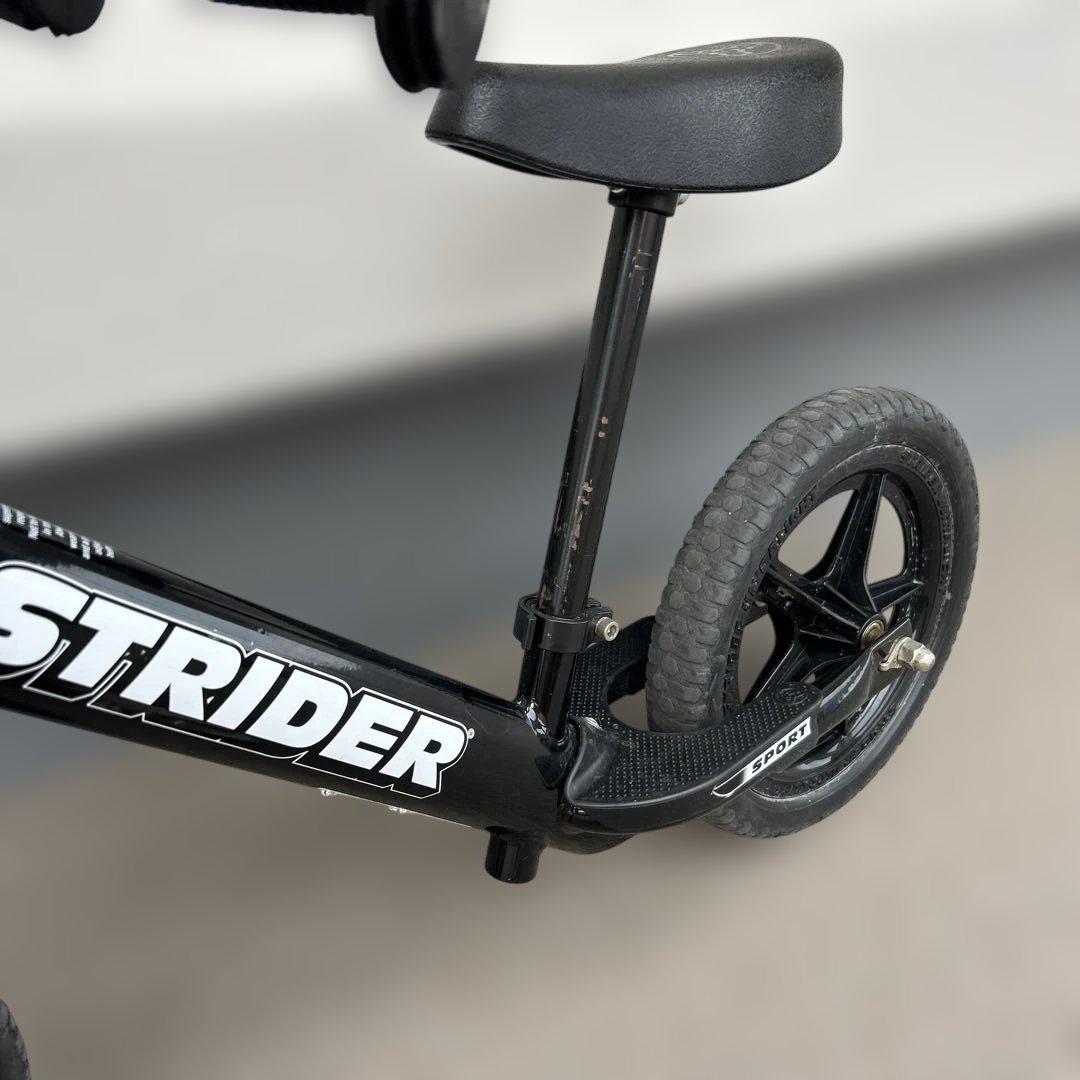 ストライダースポーツ　12インチ黒　専用袋付き