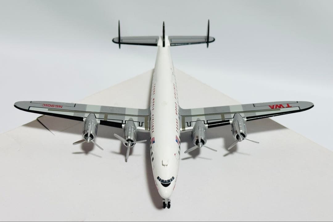 ホビーマスター 1/200 TWA Lockheed Constellation