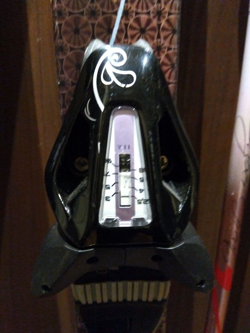 高級✨️ハイエンド✨️レディース用 カーボン スキーセット メンテ・WAX済み✔