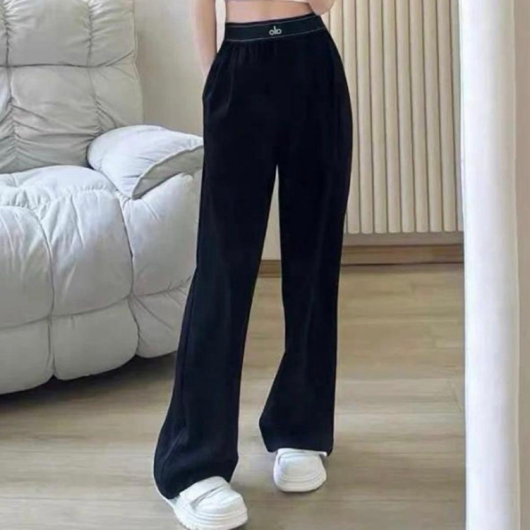 ラスト一点　Alo Yoga パンツ ボトム トラウザー アローヨガ M 黒