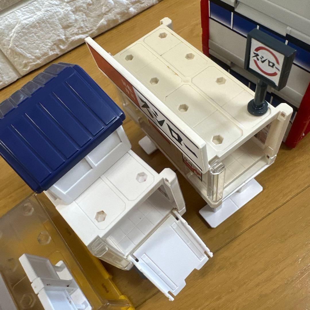 タカラトミー　トミカタウン　トミカワールド　工場　エネオス　駐車場　洗車場　交番