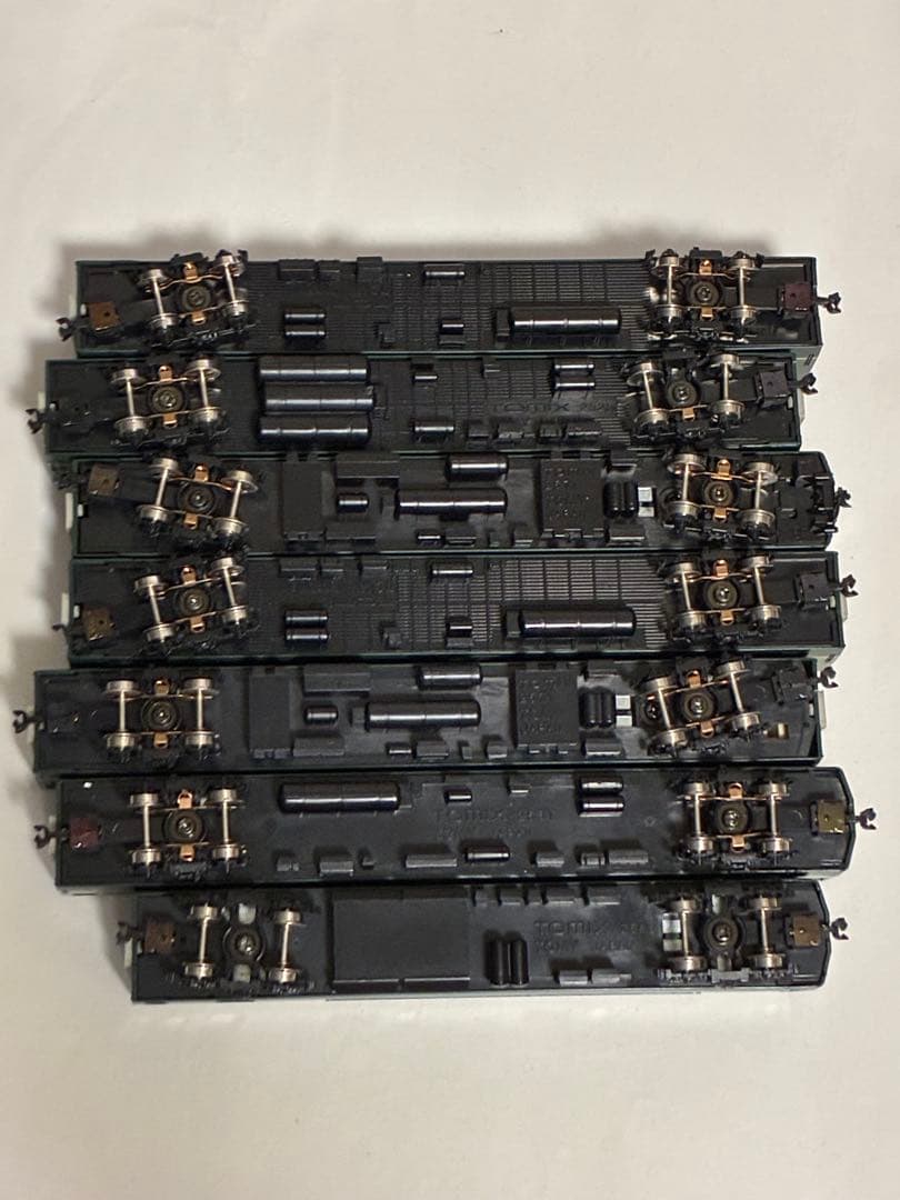 ゆ*ん様 トワイライトエクスプレス24系細部加工品　tomix ライト室内灯点灯