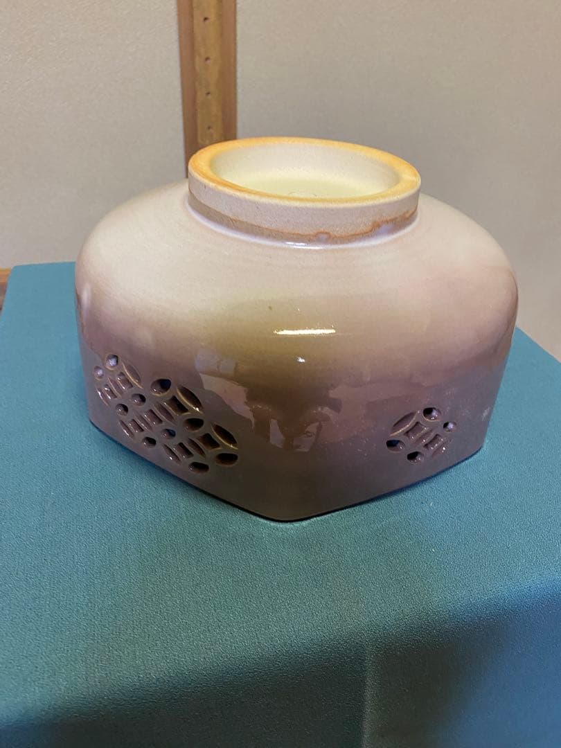 茶道具/菓子鉢 萩焼七宝透し 十三代 田原陶兵衛