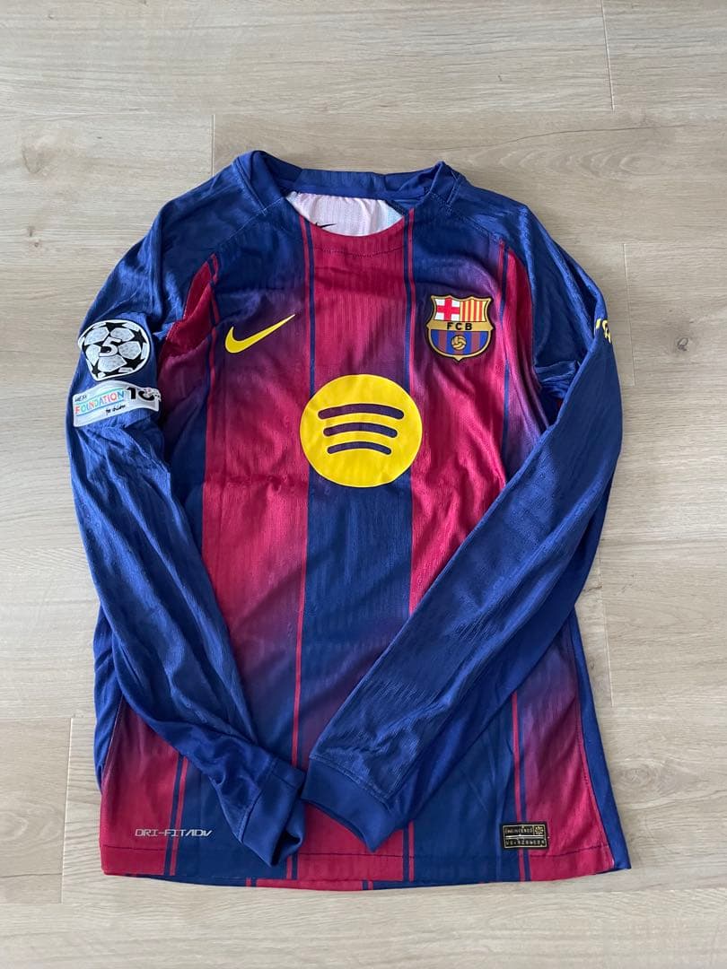 バルセロナ　長袖　ユニフォーム　ヤマル　M