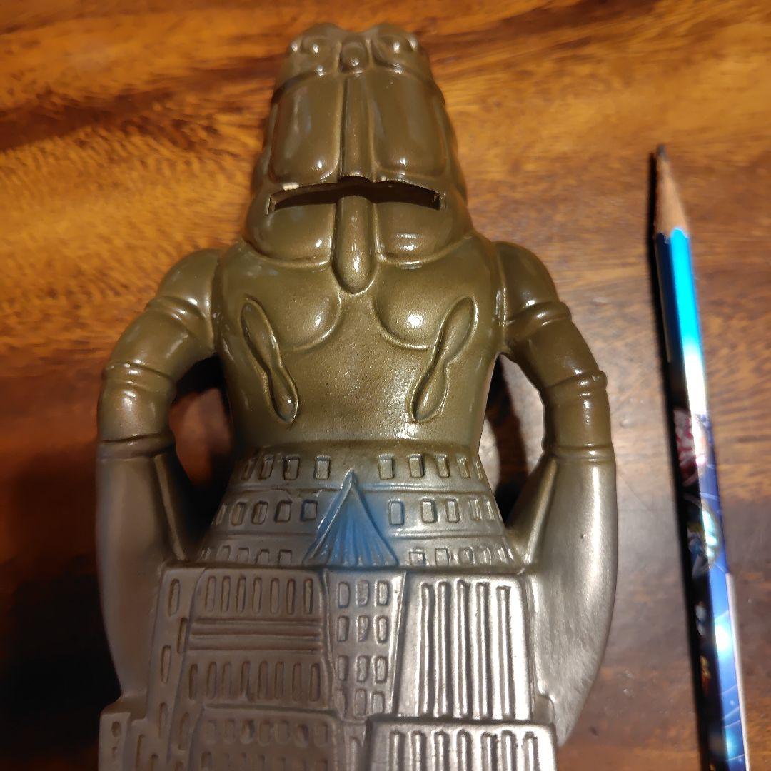 バルタン星人　貯金箱　陶器　ウルトラマン　フィギュア