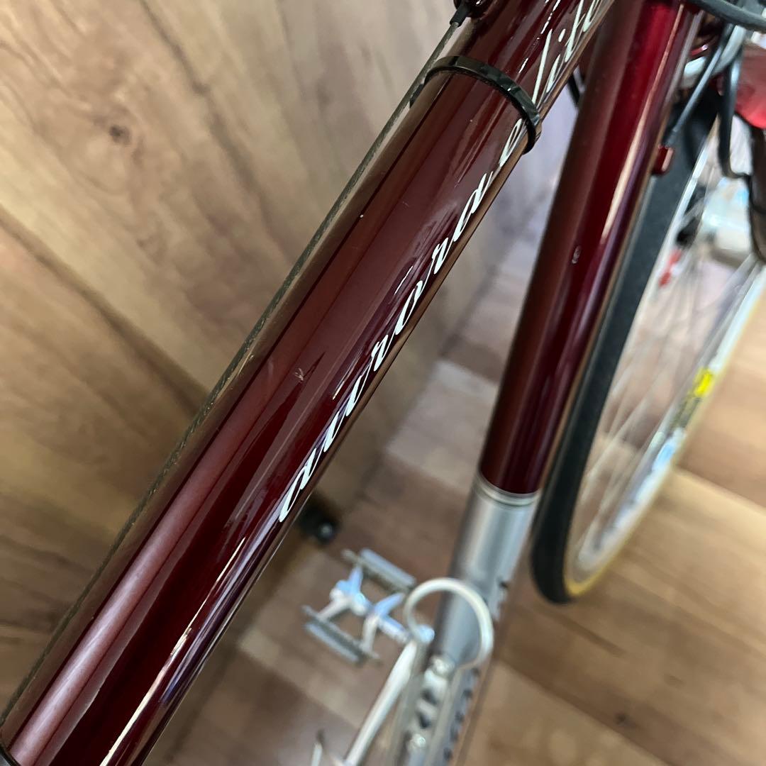 700cクロスバイク 3×9速 オートテールライト