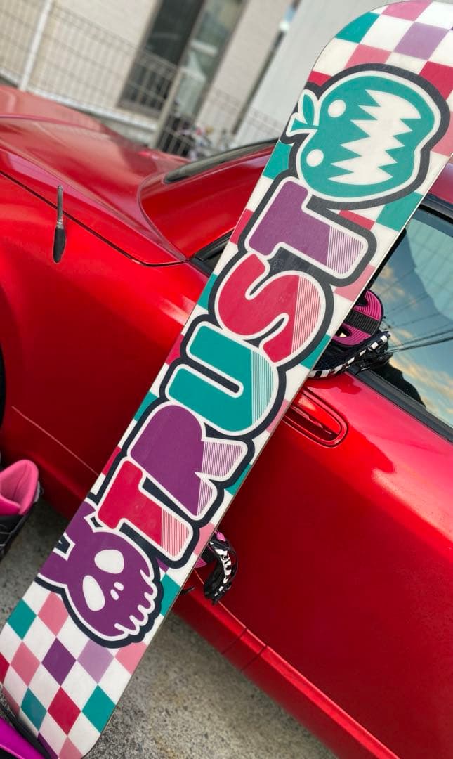 なつ　DEATH LABEL TRUST デスレーベル トラストガールズ