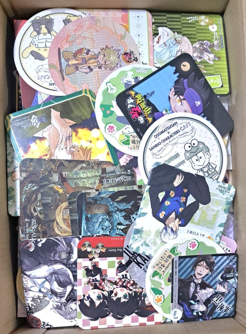 紙類　アニメ　ゲーム　まとめ売り　大量　ノンジャンル