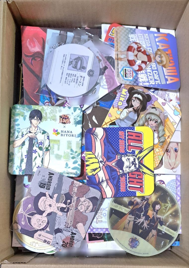 紙類　アニメ　ゲーム　まとめ売り　大量　ノンジャンル