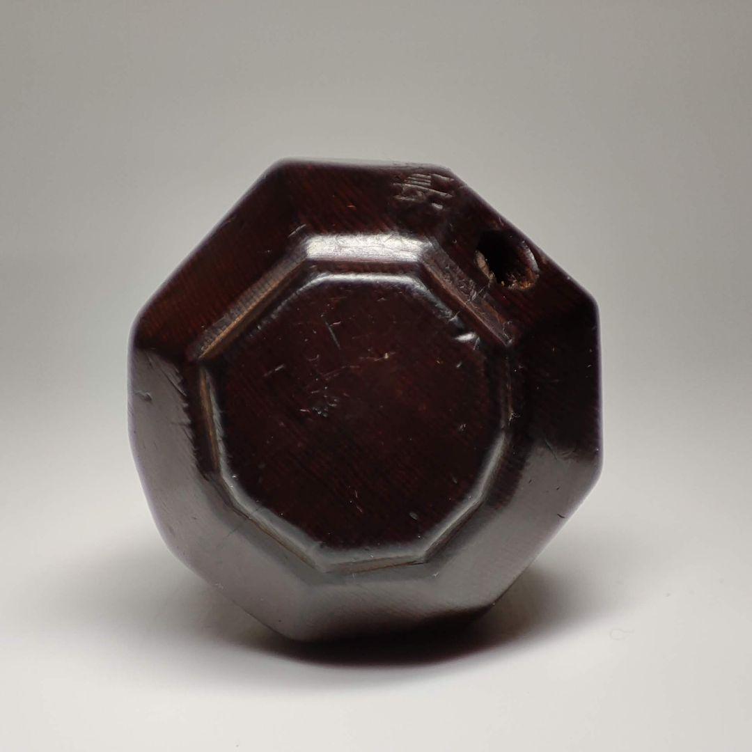 松田亮長作　一位一刀彫達磨根付