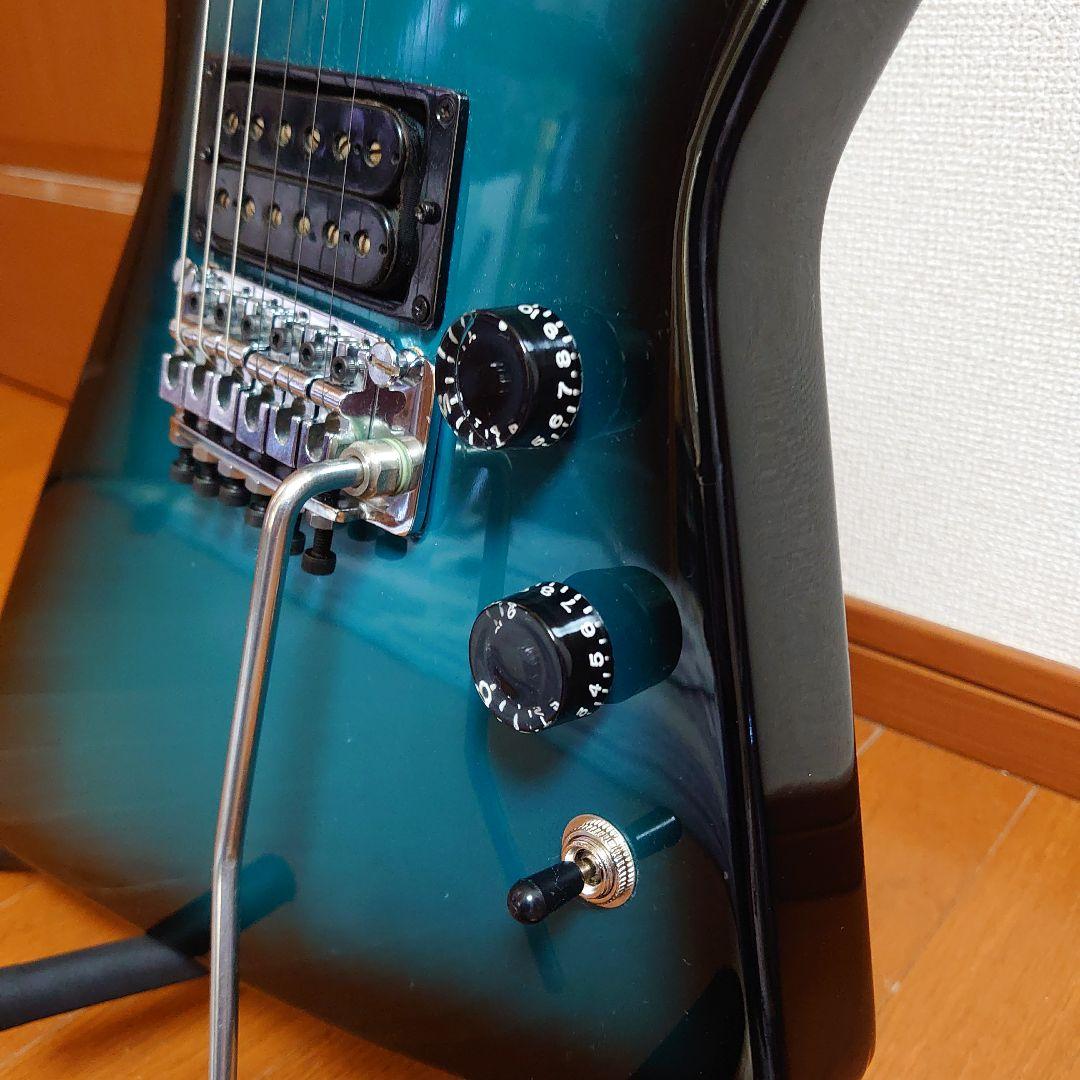 FERNANDES エレキギターエクスプローラータイプ