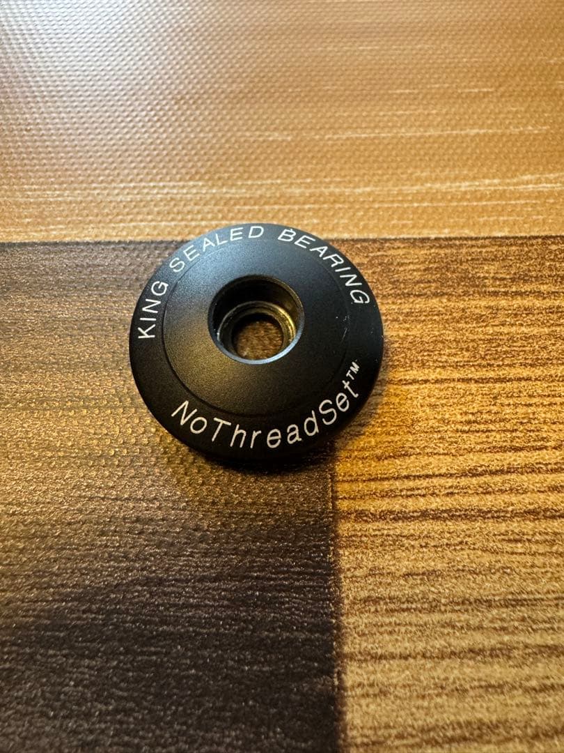 ☆ Chris king ステムキャップ 各種 ☆