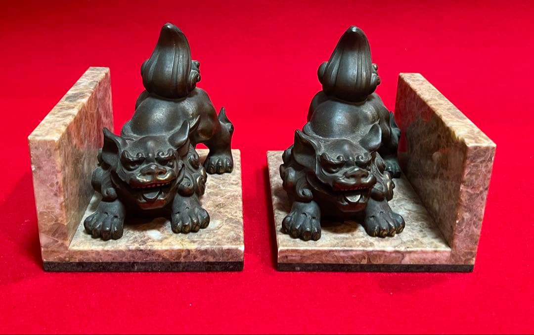 獅子 狛犬 本立て スタンド 文房具 オブジェ　置物