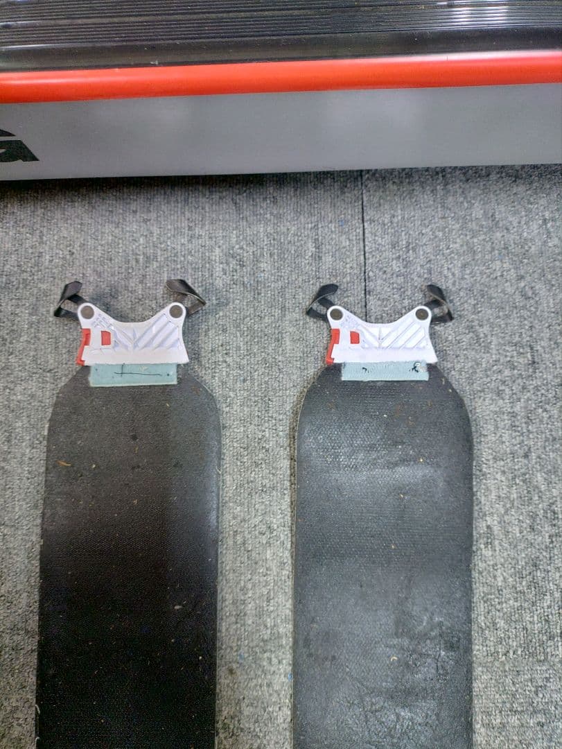 スキー板　クライミングスキン