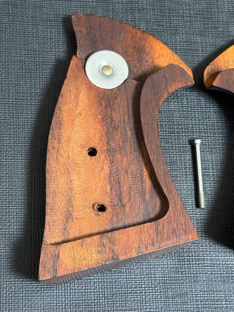 S&W純正 Nフレーム用 実物グリップ ゴンカロ