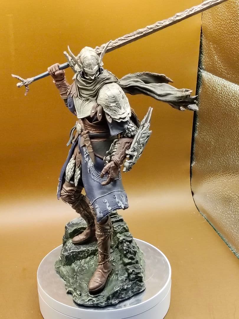 エルデンリングナイトレイン　追跡者　フィギュア